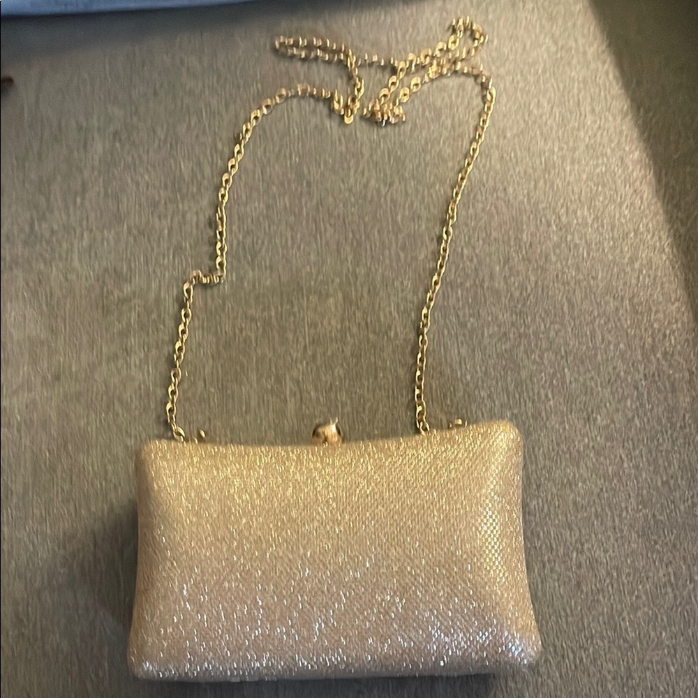 Gold Shimmer Evening Clutch with Glitter Finish - Picture 4 of 4
